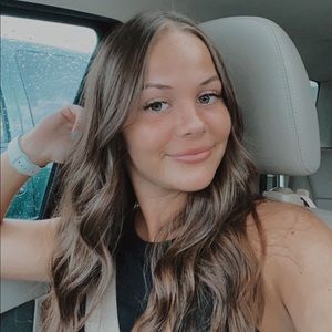 Meet your Posher, Helena